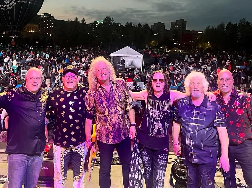 Photo of band
