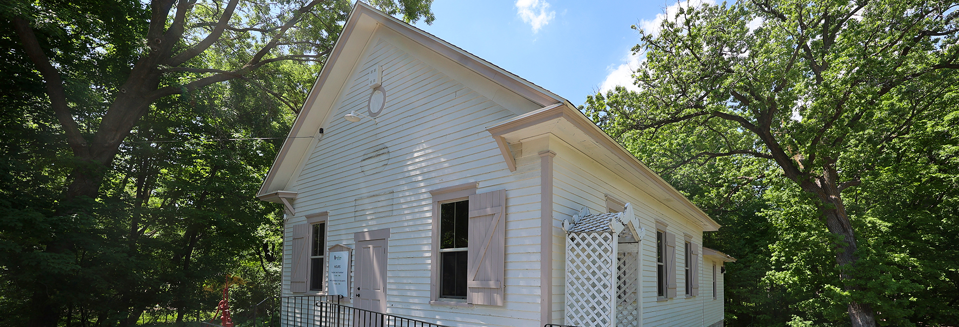 Exterior photo of Plymouth Old Town Hall